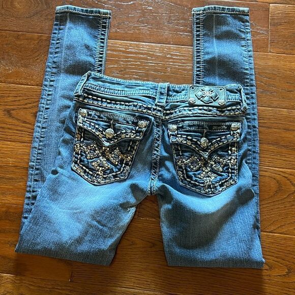 Miss Me rhinestone embellished skinny medium wash jeans size 26